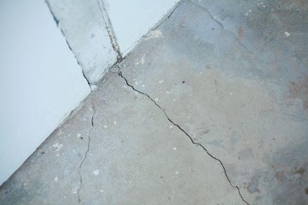 Garage Crack Sealing